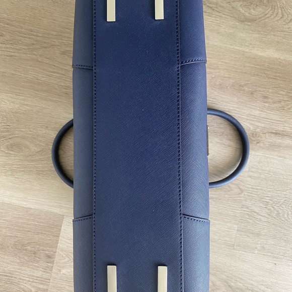 Rebecca Minkoff Amorous Satchel - Picture 6 of 9